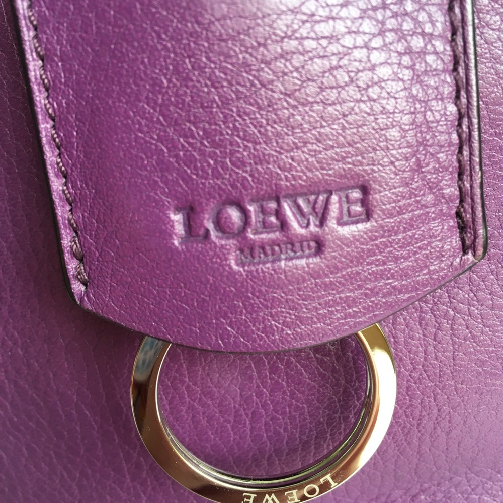 Loewe Calfskin Heritage Tote - Picture 4 of 16